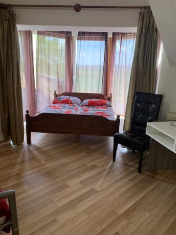 Arthaus Roenoek Apartment Ronok ภายนอก รูปภาพ